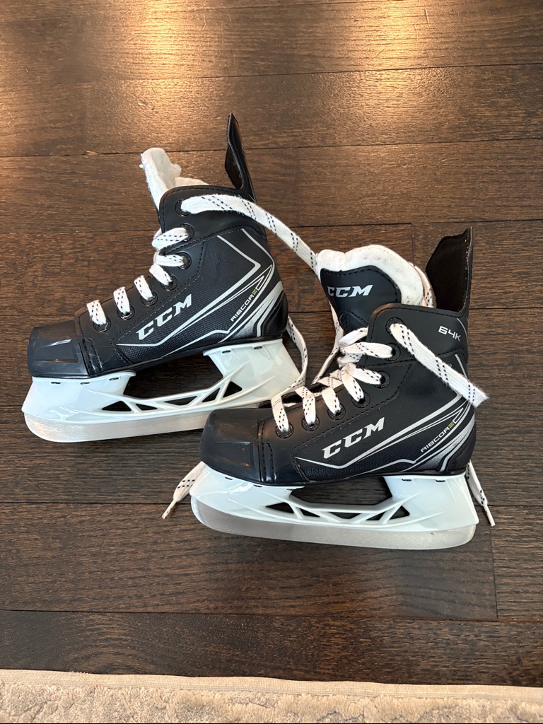 Ccm Kids Black And White Ice Hockey Skates